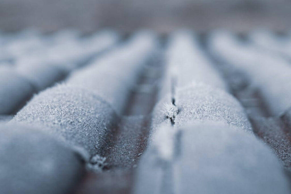 Asphalt Shingles vs Concrete Tile Roofs